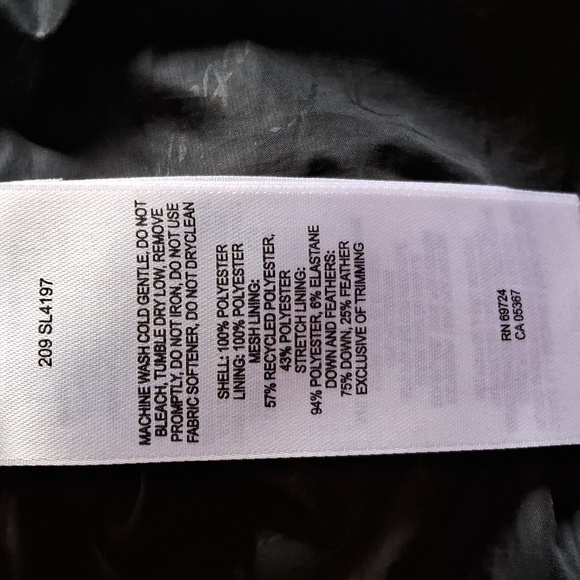 Columbia titanium women's size medium red puffer jacket - Picture 4 of 4